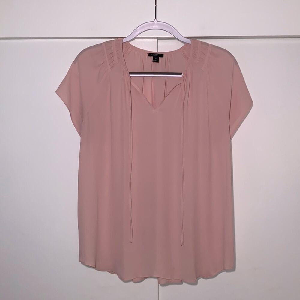 Ann‎ Taylor pink blouse